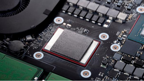 鴻富誠 石墨烯導(dǎo)熱墊片